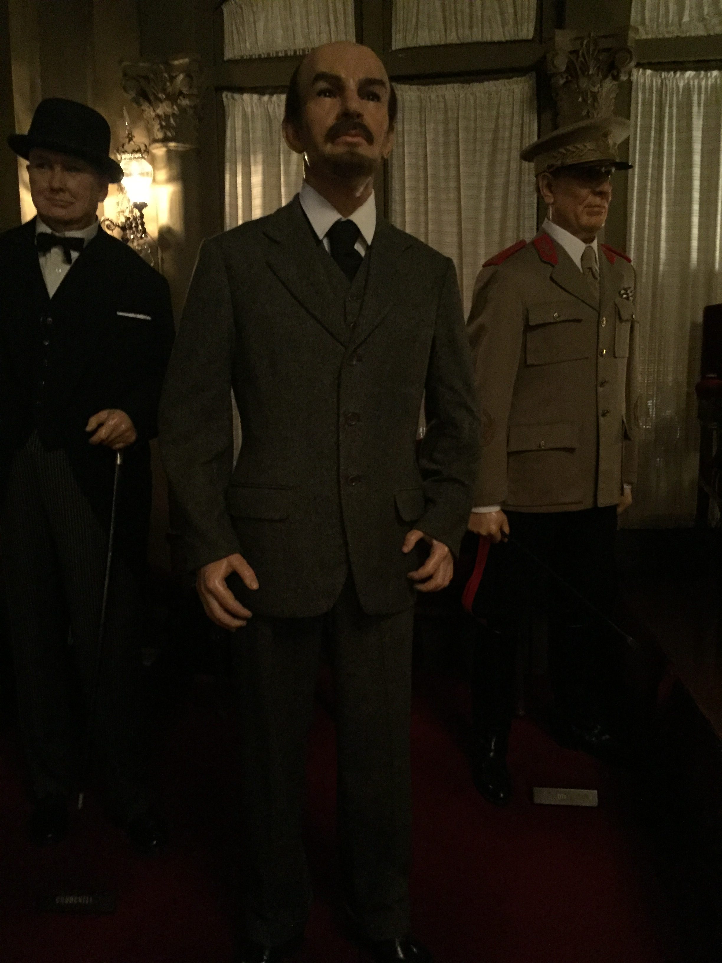 Museu de Cera- Vladimir Ilyich Ulyanov, more commonly known by his alias, Lenin.