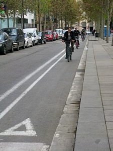 Bicycle lane in Barcelona's El Raval neighborhood. Source: Wikimedia Commona. Attribution: By Alain Rouiller (Barcelona El Raval 082).